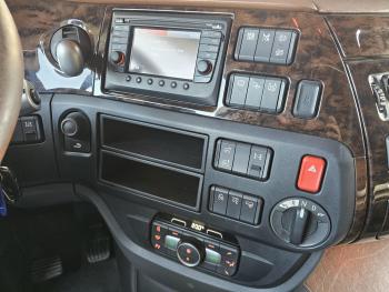DAF XF 530 6x2/4 / RETARDER / PARKING COOLER / 2 TANKS